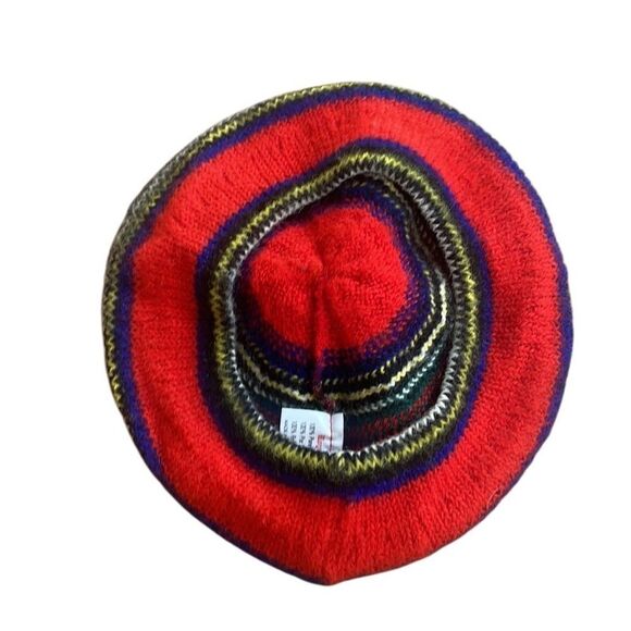 Hand-Knitted Scottish Beret Hat Royal Stewart 100% Pure Wool Red Green - Picture 6 of 6